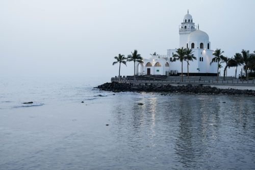 Jeddah: Why You Should Visit This Amazing City!